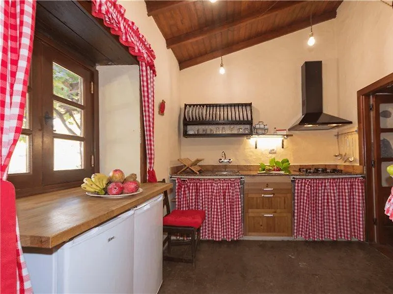 Holiday home Finca Casas Nanitas